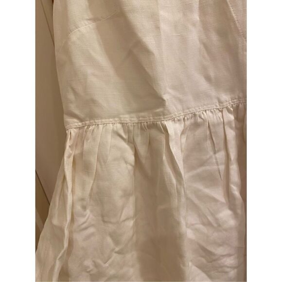Elizabeth & James
Gabby Deep V-Neck Ruched Top, Ivory - Picture 6 of 7